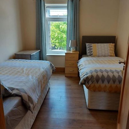 Apartamento Red Door Townhouse Galway Exterior foto